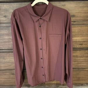 Lululemon men’s button down. Size L. Cranberry color